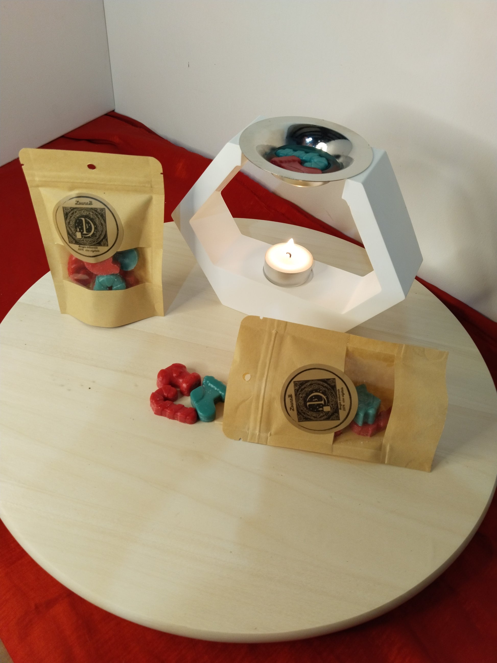 Fondant Parfumé Aiguilles de Pin – Édition Spéciale Noël 🌲✨